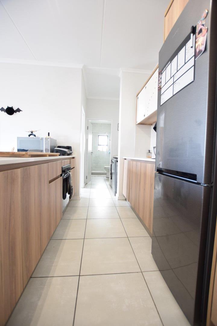 To Let 1 Bedroom Property for Rent in Richwood Western Cape